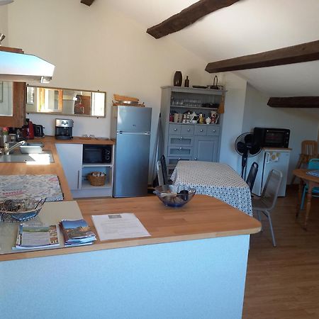 La Tour De L'Ange Hotell Hérépian Eksteriør bilde