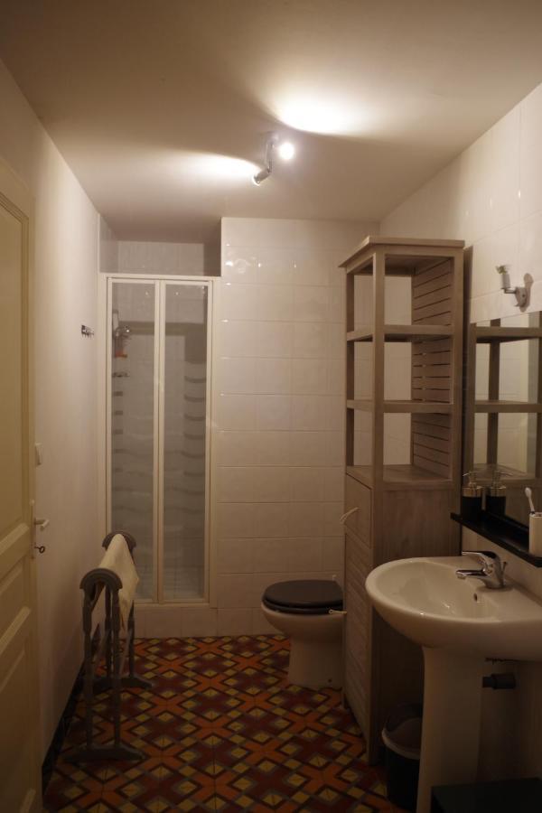 La Tour De L'Ange Hotell Hérépian Eksteriør bilde
