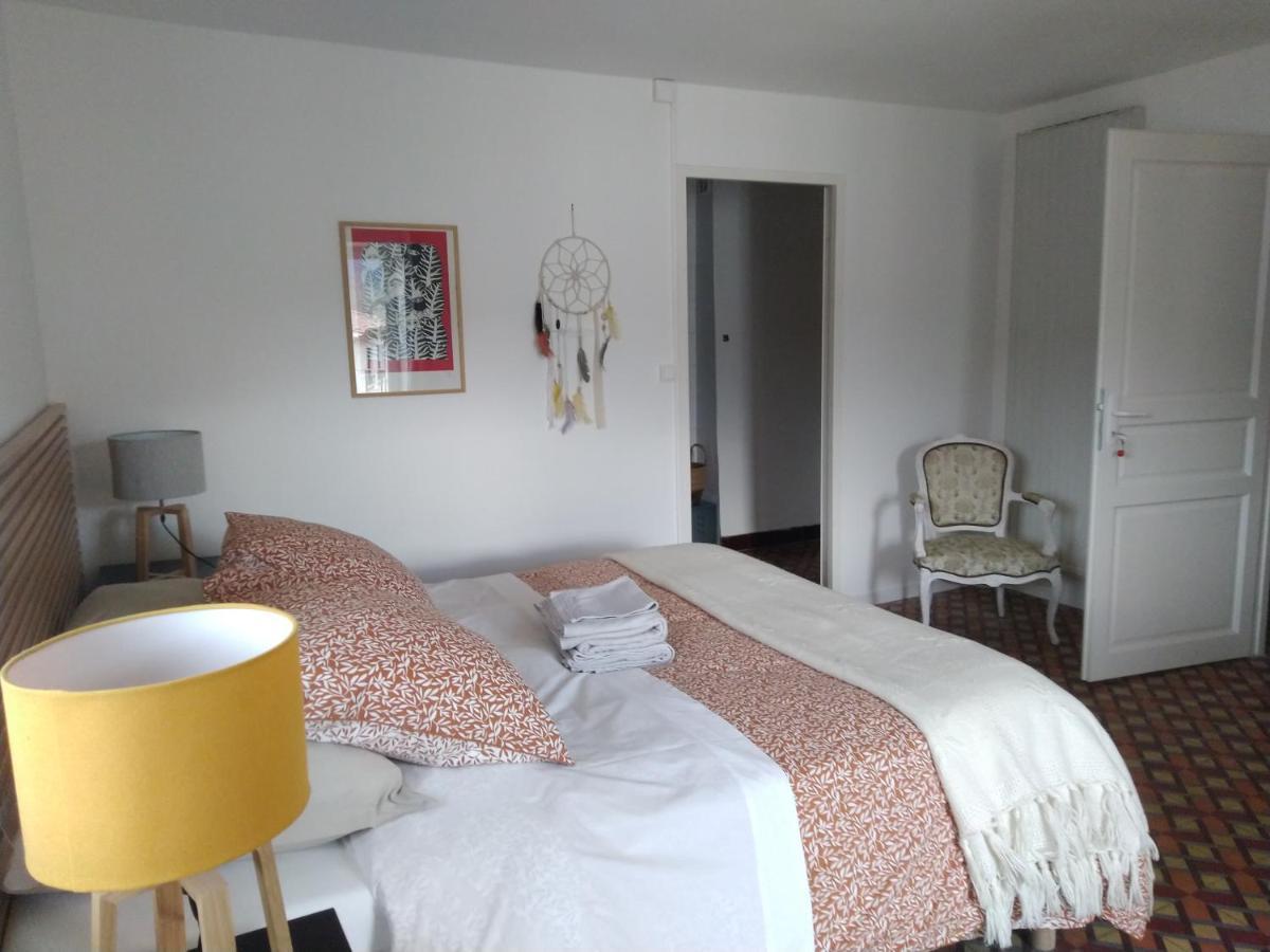 La Tour De L'Ange Hotell Hérépian Eksteriør bilde